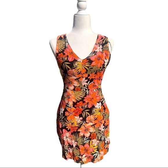 Tropical Bliss Criss cross Mini Dress - Picture 1 of 8